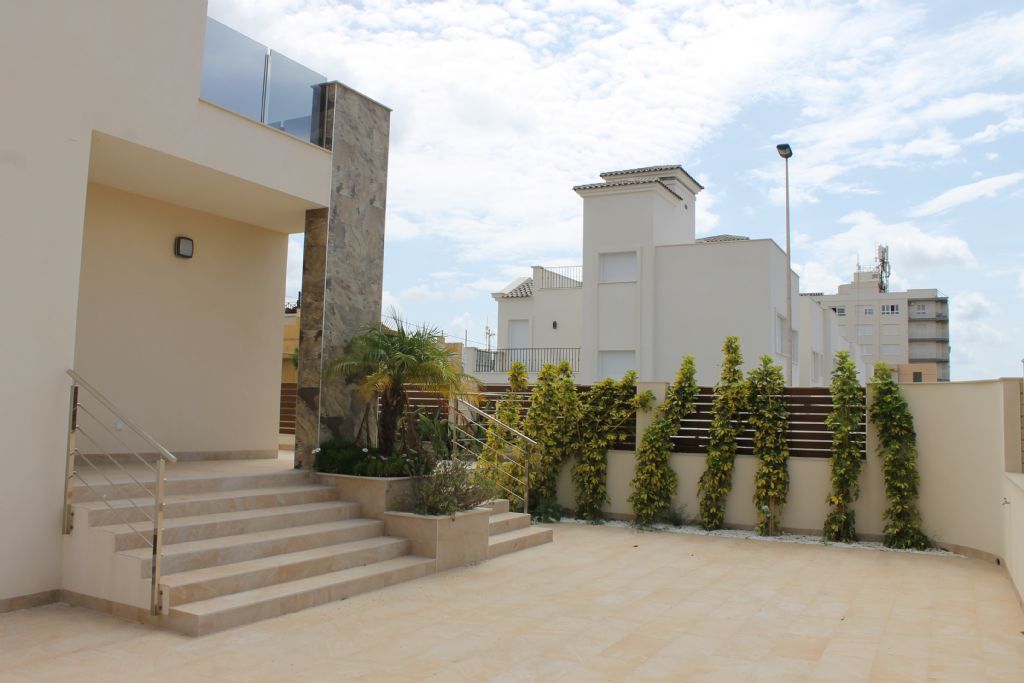 Villa en Venta en Alicante (Torrevieja) Ref.:ON-104 Foto 14