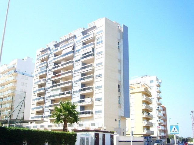 Apartamento en Venta en Alicante (Guardamar del Segura) Ref.:184 Foto 1